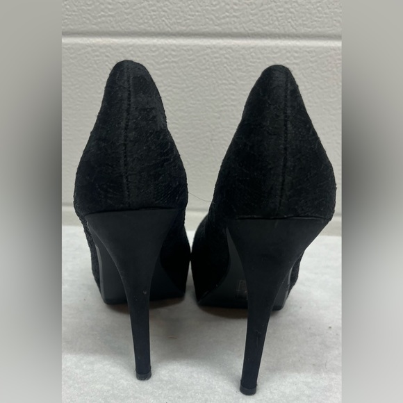 Forever21 Black Lace Heels - Picture 5 of 6